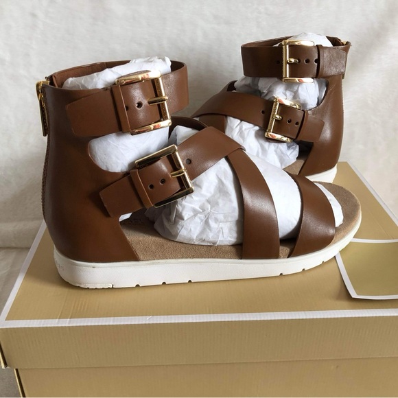 ✨🆕✨Brand New Michael Kors Sandals - Picture 1 of 4